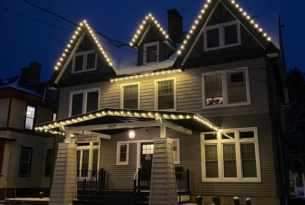 Upgrading From Traditional to Smart Christmas Lights: Is It Worth It?